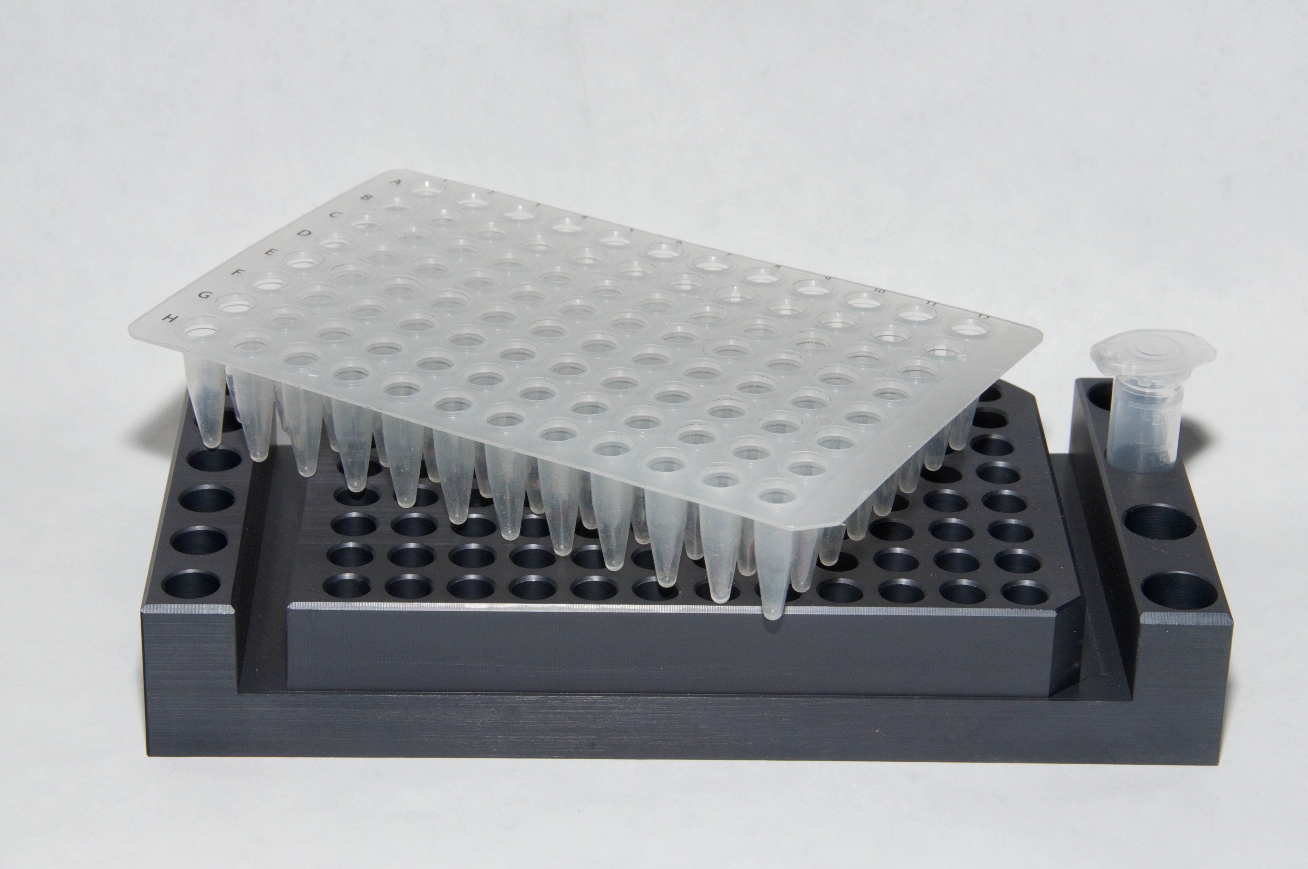 Cool Rack for PCR Sample Prep – Pioneer Scientific